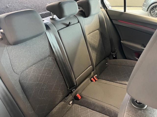 Volkswagen Golf 2.0 TDI DSG SCR Life 115 CV