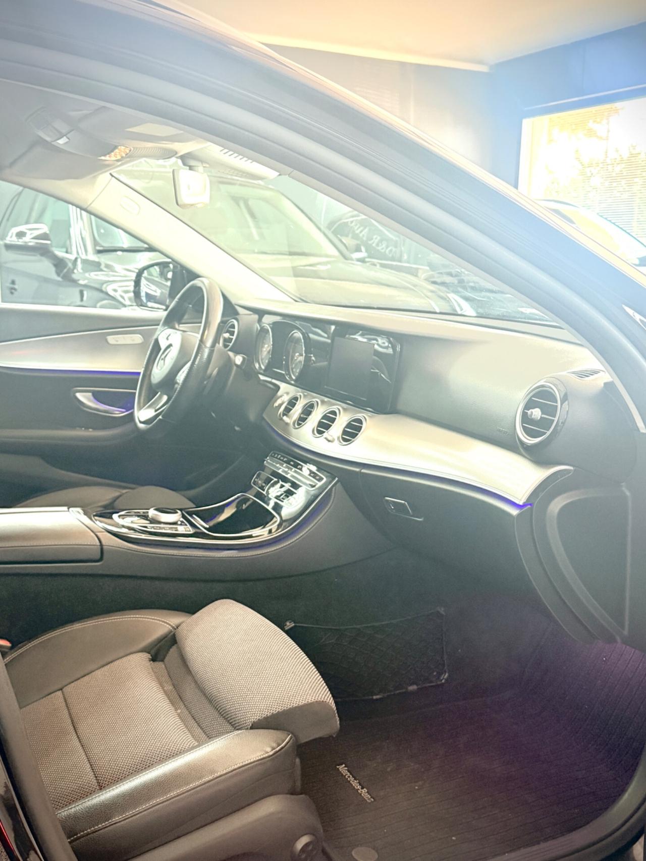 Mercedes-benz E 220 d S.W. 4Matic Auto Premium Plus
