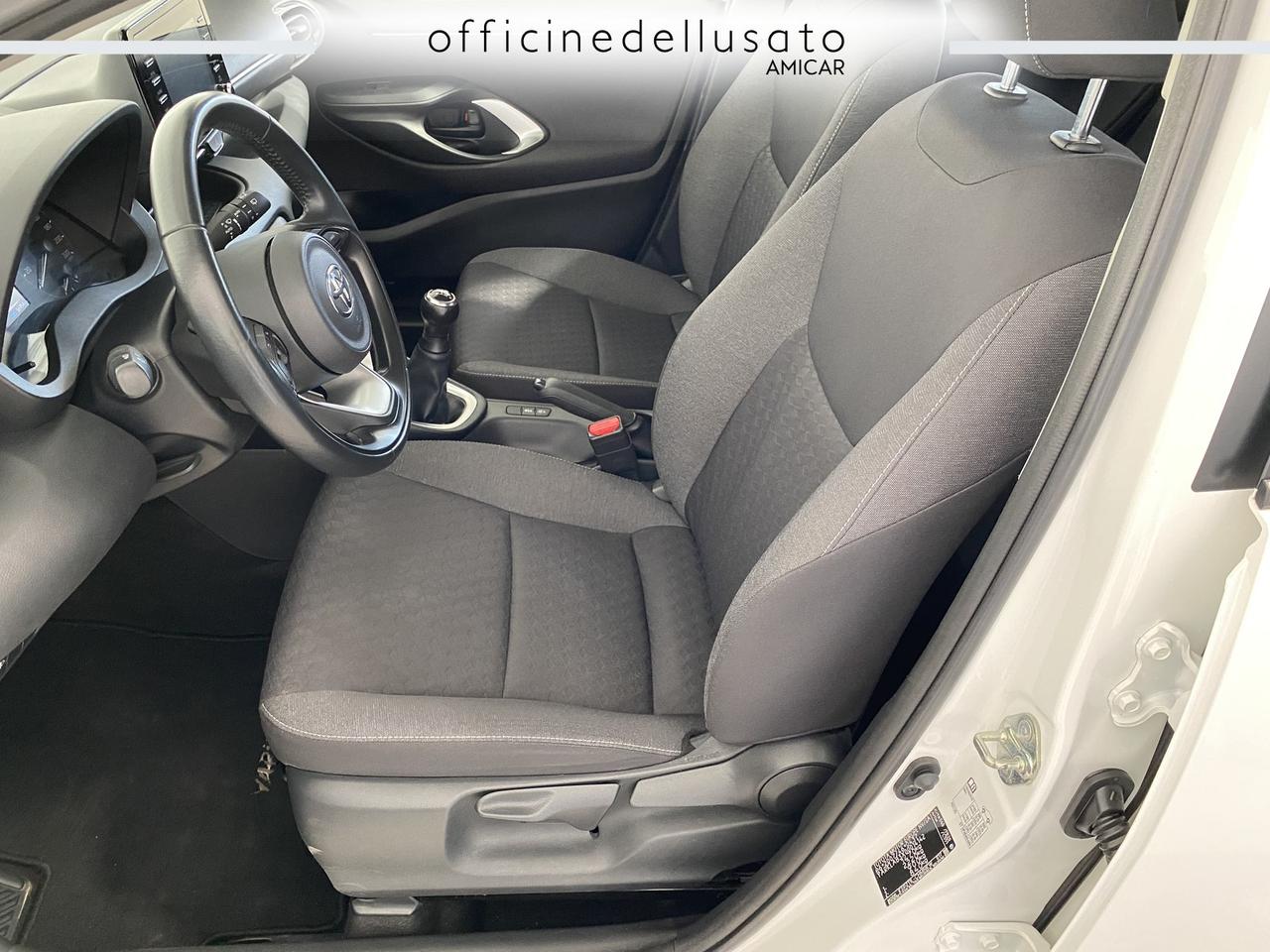 Toyota Yaris 1.0 vvt-i active