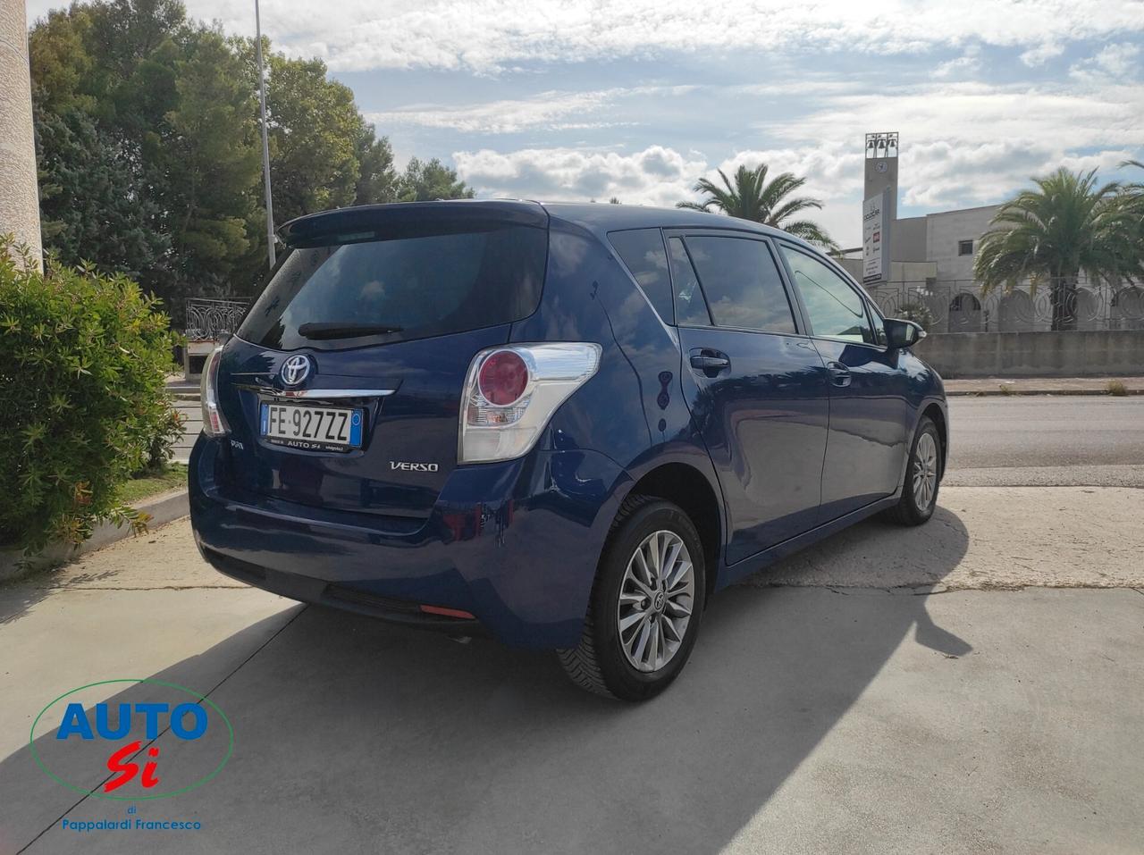 Toyota Verso 1.6 D-4D - 110cv 5 POSTI AUTOCARRO