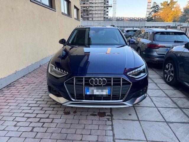 AUDI A4 allroad 40 TDI 204 CV S tronic Identity Contrast