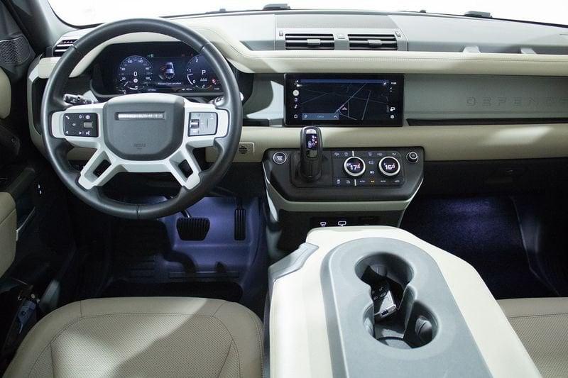 Land Rover Defender 3.0 D6 200cv 110 S AWD auto.