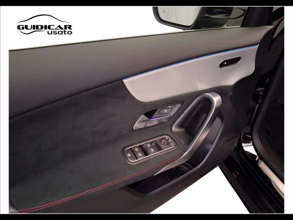 Mercedes-Benz Classe A - W177 2023 - A 180 d AMG Line Advanced Plus auto