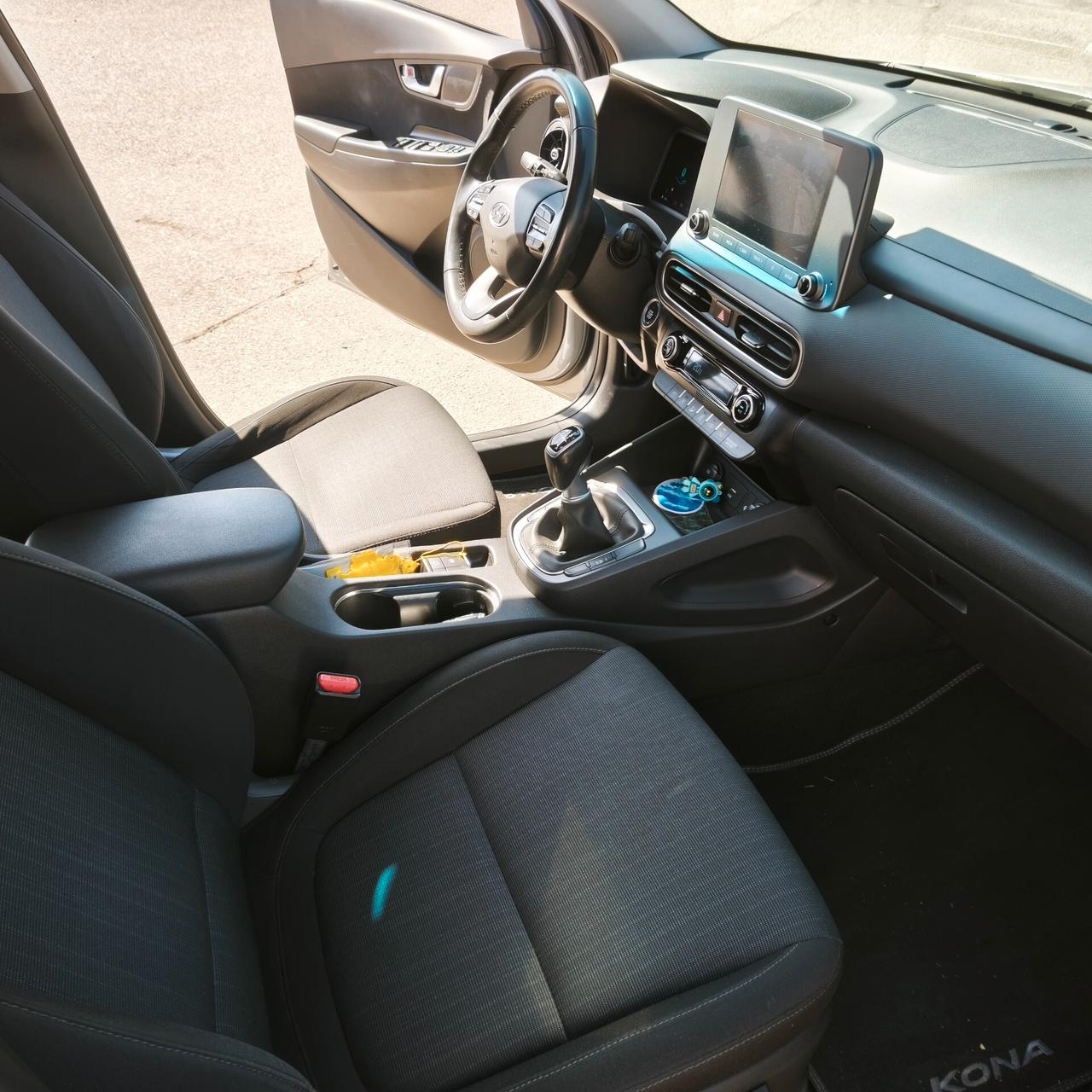 Hyundai Kona 1.6 CRDI Hybrid 48V iMT XLine