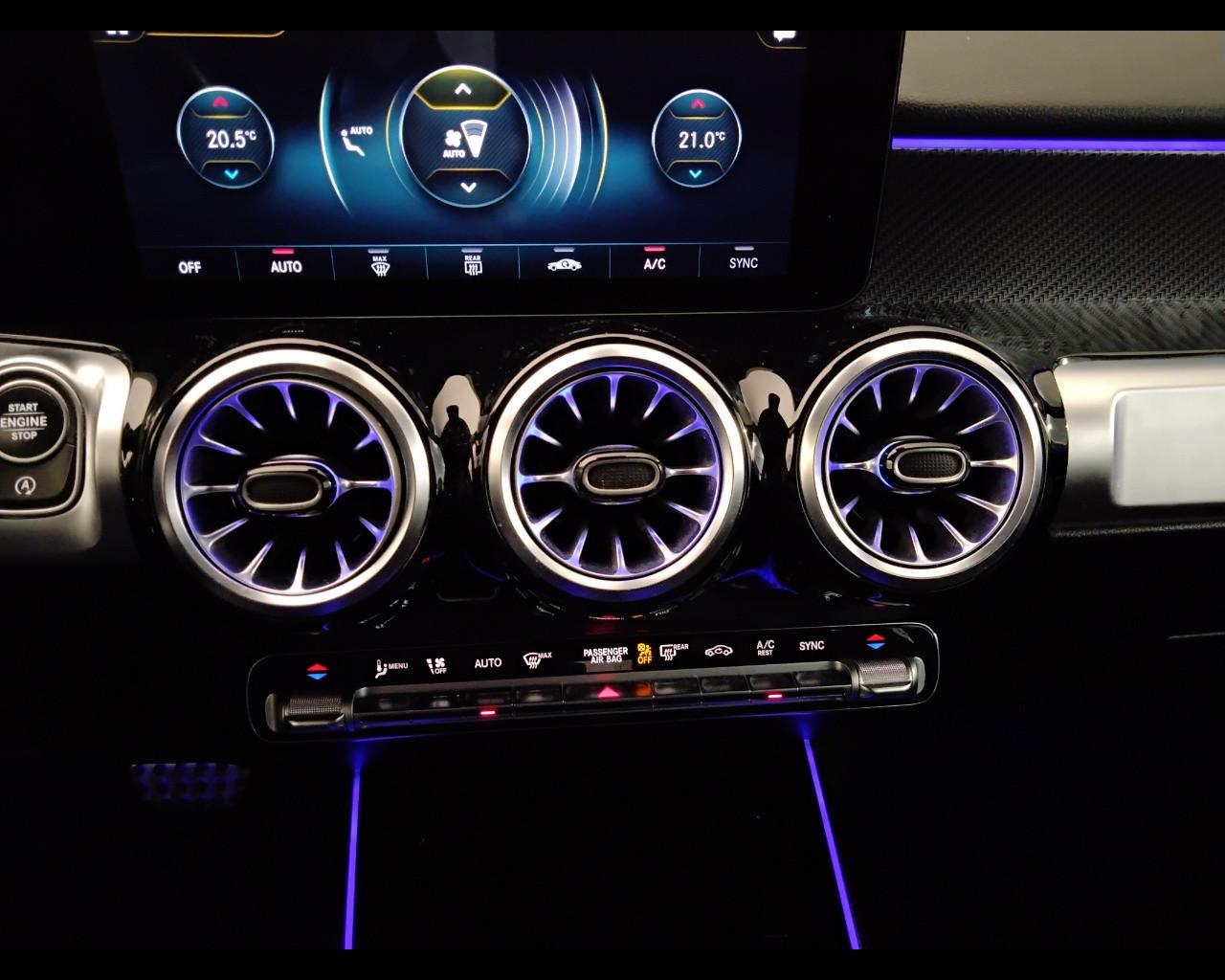Mercedes-Benz GLB - X247 2019 - GLB 200 d Premium 4matic auto