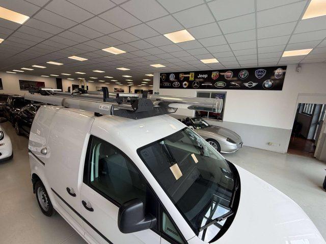 VOLKSWAGEN Caddy caddy 2.0 tdi 4 motion gancio traino