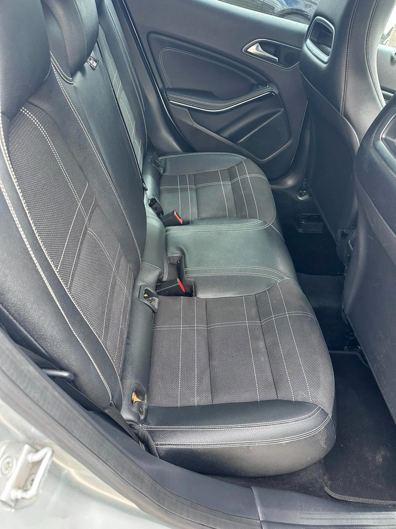 Mercedes-benz GLA 180 CDI Automatic Executive