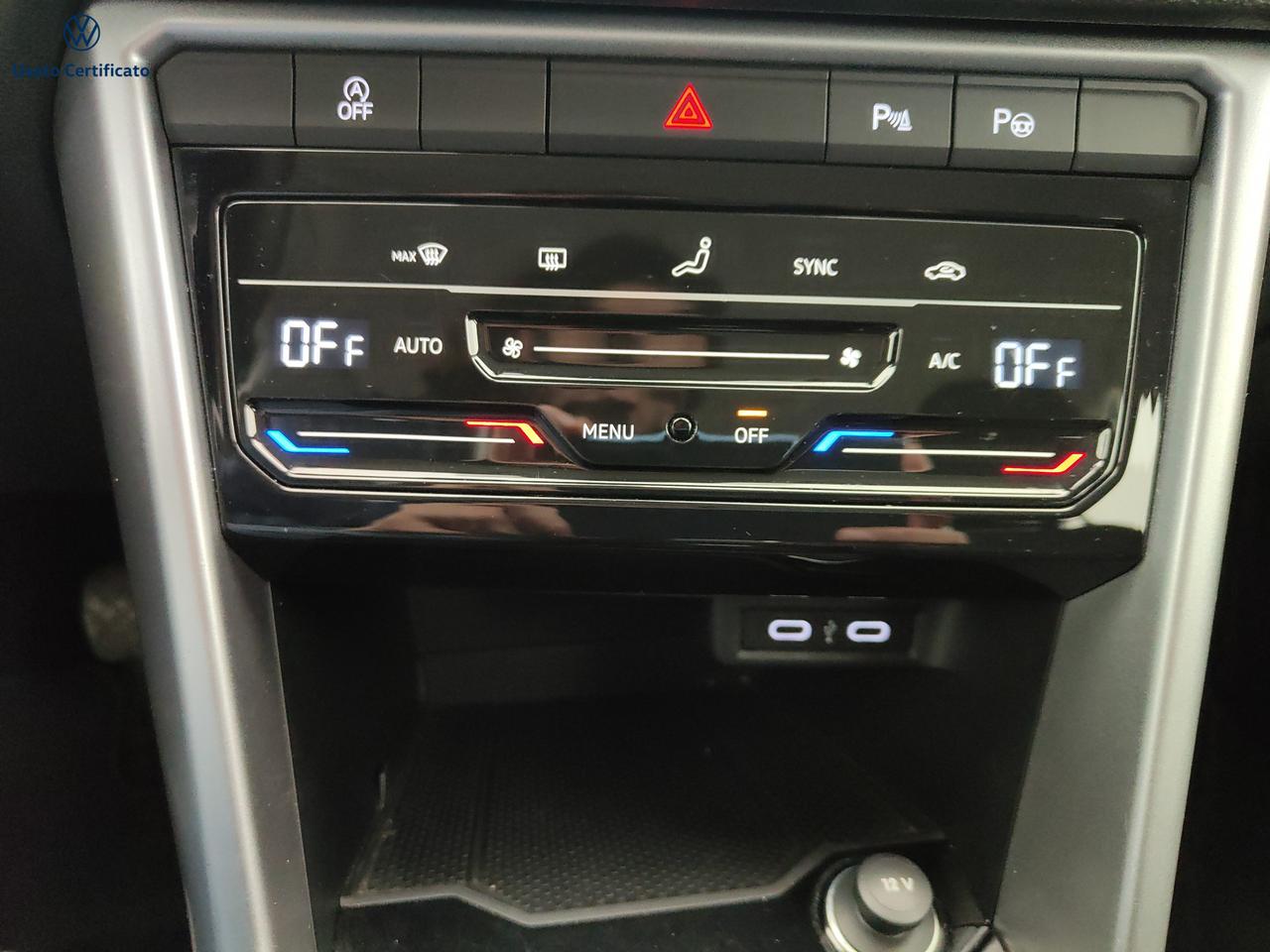 VOLKSWAGEN T-Roc - T-Roc 1.0 TSI Life