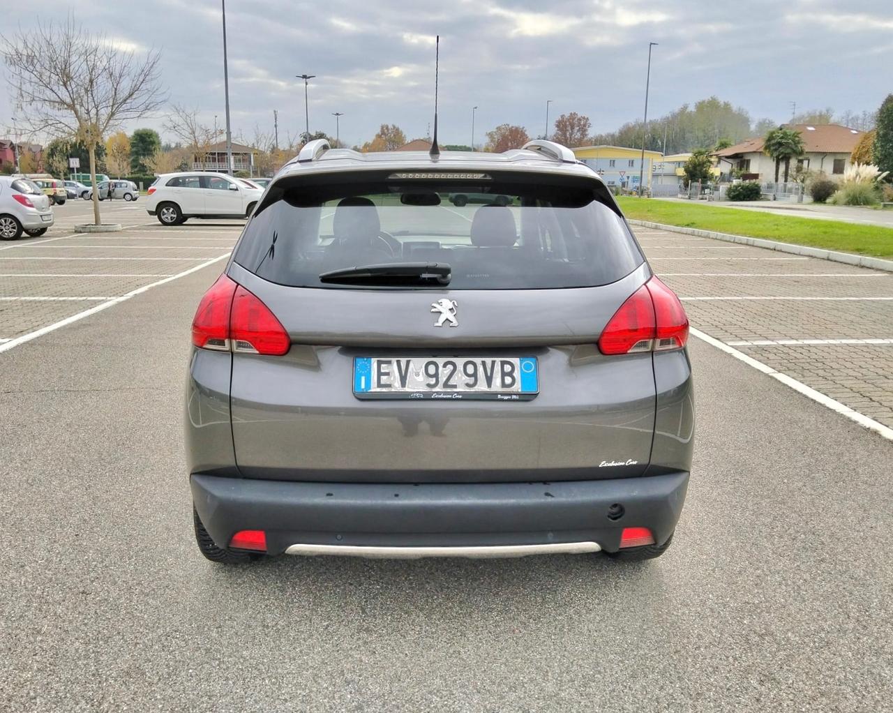 Peugeot 2008 PureTech 82 ETG5 Automatik S&S*Navi*Pelle