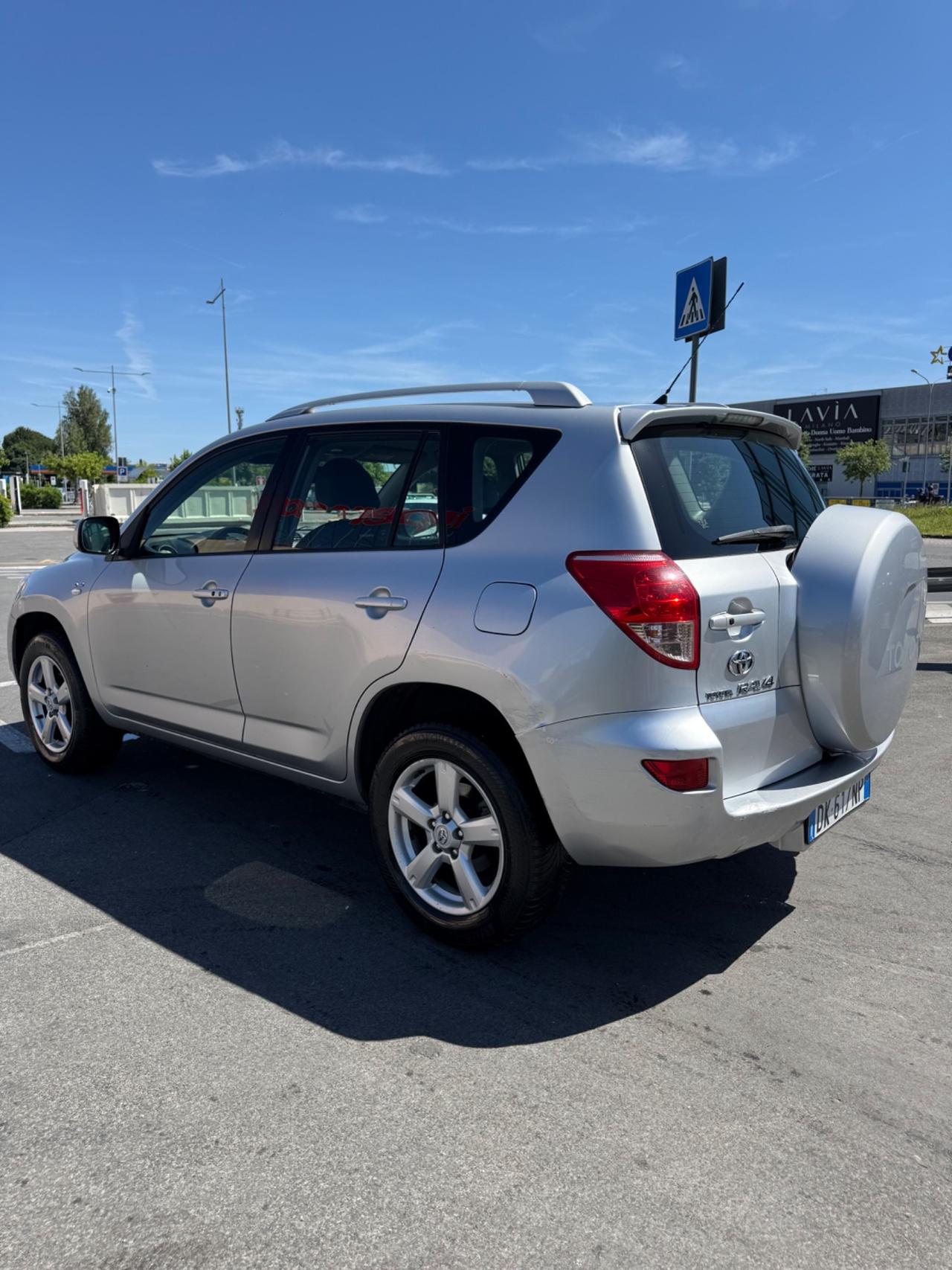 Toyota RAV 4 RAV4 2.2 D-4D 136 CV Luxury