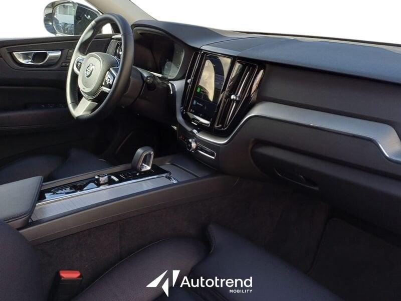 Volvo XC60 B4 197+14 CV AWD Automatica Mild Hybrid Diesel Plus Dark N1 Autocarro