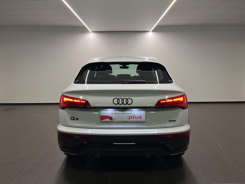 Audi Q5 Audi Sportback S line plus 40 TDI quattro 150(204) kW(CV) S tronic