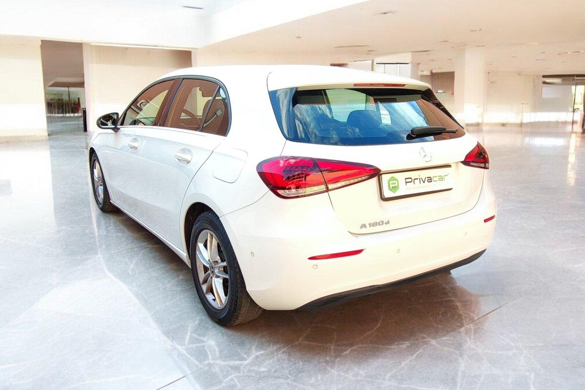 MERCEDES A 180 d Automatic Business Extra