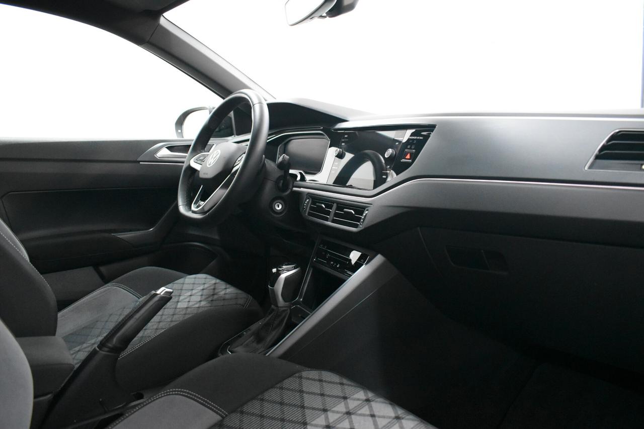 Volkswagen Taigo 1.0 TSI 110 CV DSG R-Line