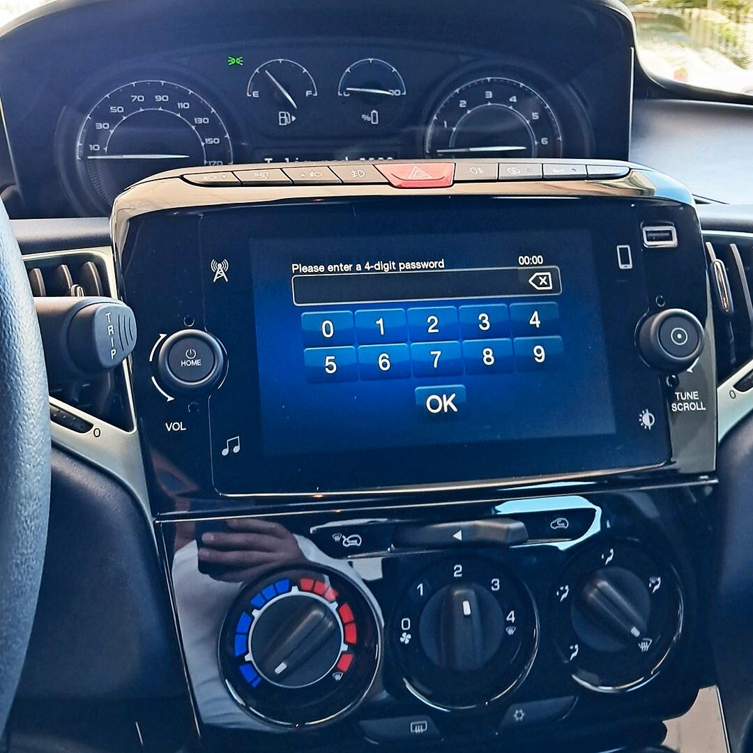Lancia Ypsilon 1.0 FireFly 5 porte S&S Hybrid Oro