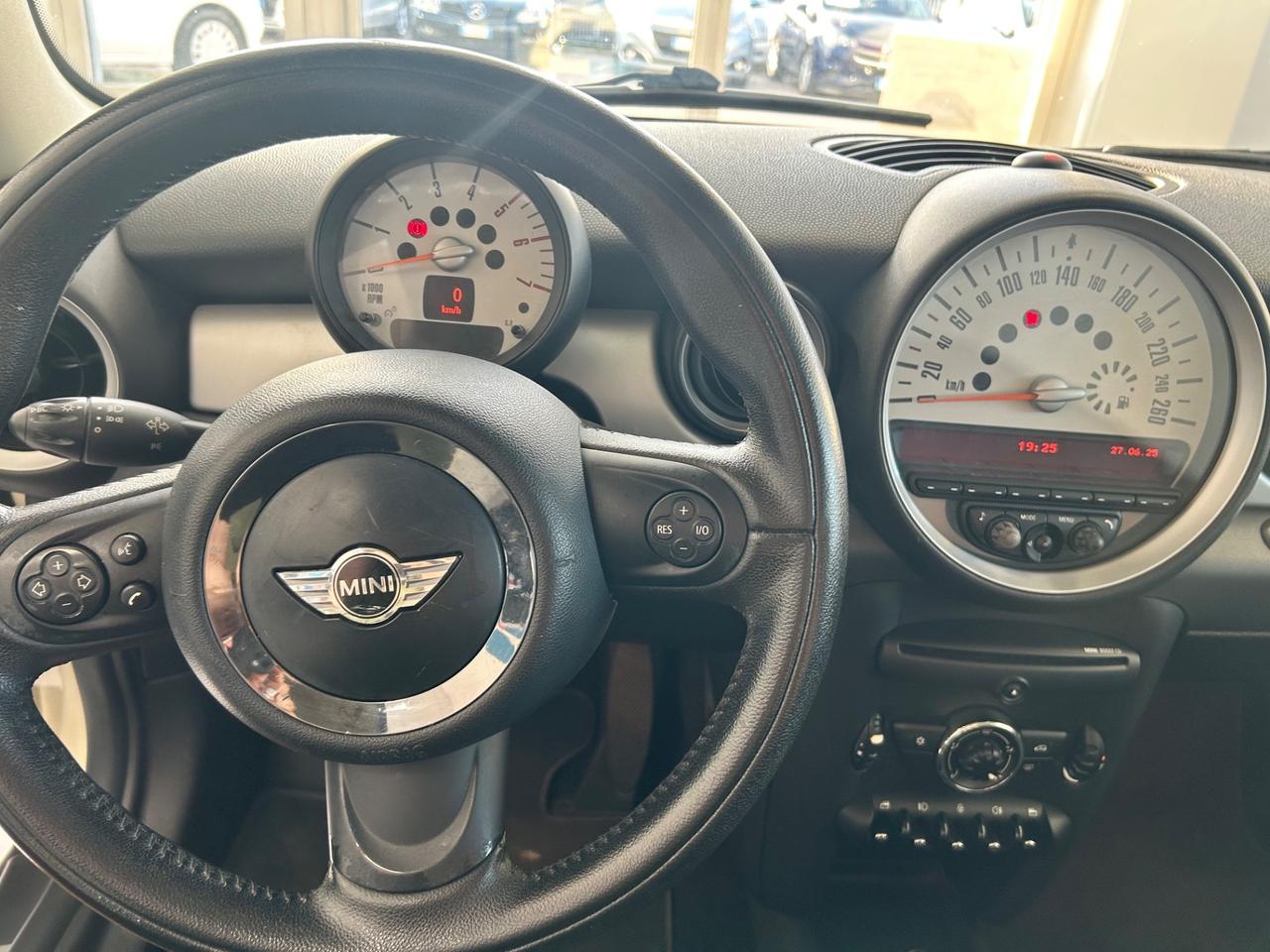 Mini Cooper D 1.6D grandinata 2010