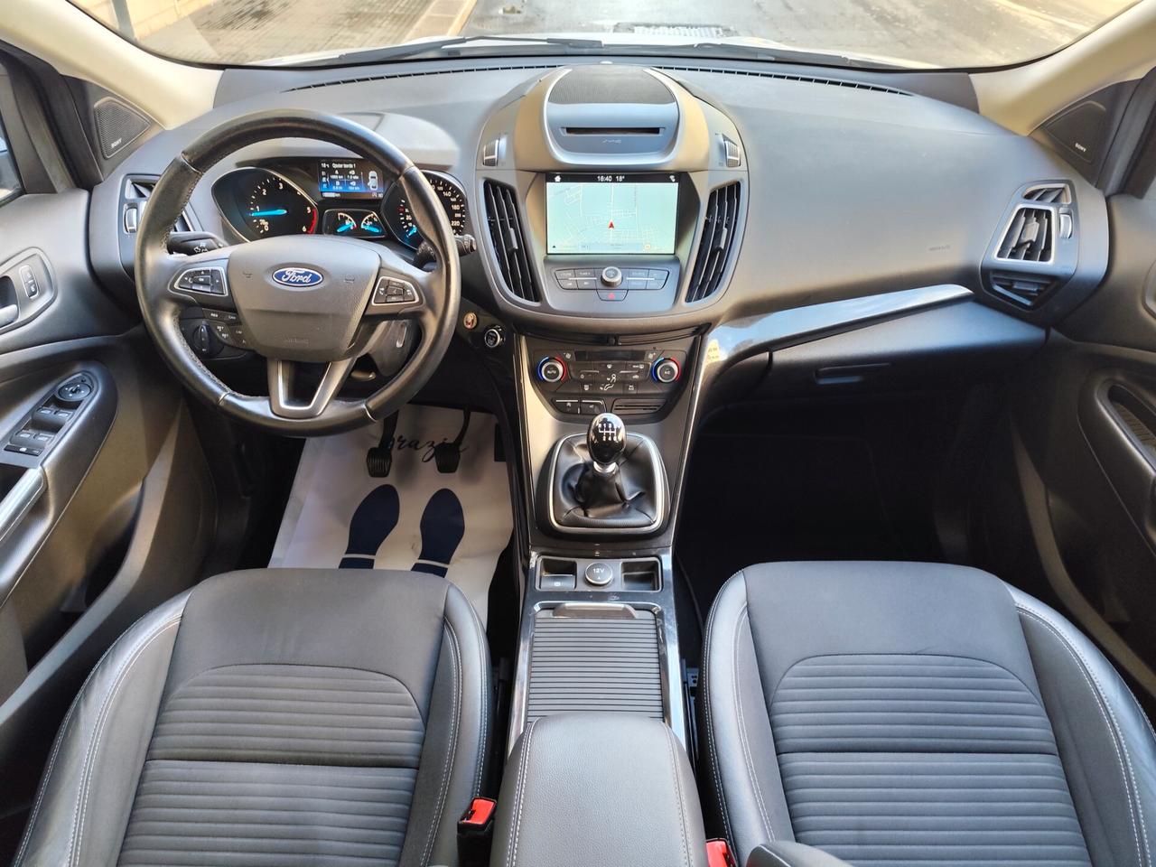 Ford Kuga 1.5 TDCI 120CV 2WD Titanium