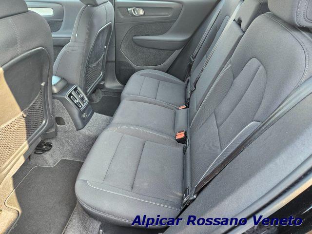 VOLVO XC40 T4 Recharge Plug-in Hybrid Inscription Expression