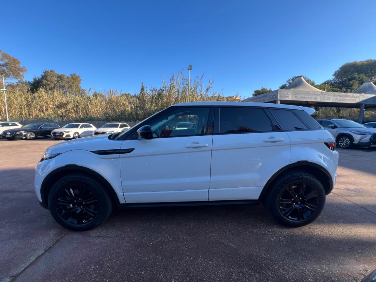 Land Rover Range Evoque 2.0 TD4 180 CV 5p. SE Dynamic
