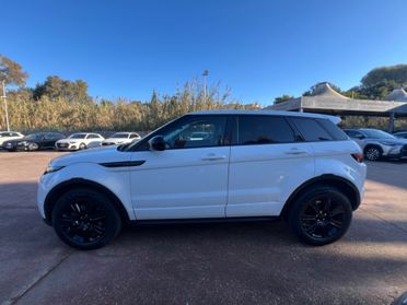 Land Rover Range Evoque 2.0 TD4 180 CV 5p. SE Dynamic