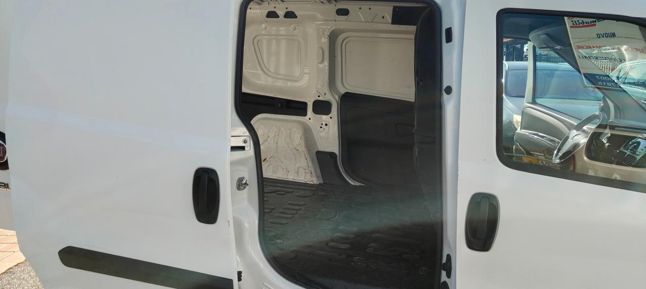 Fiat Doblo Doblò 2.0 MJT PC Combi M1 SX