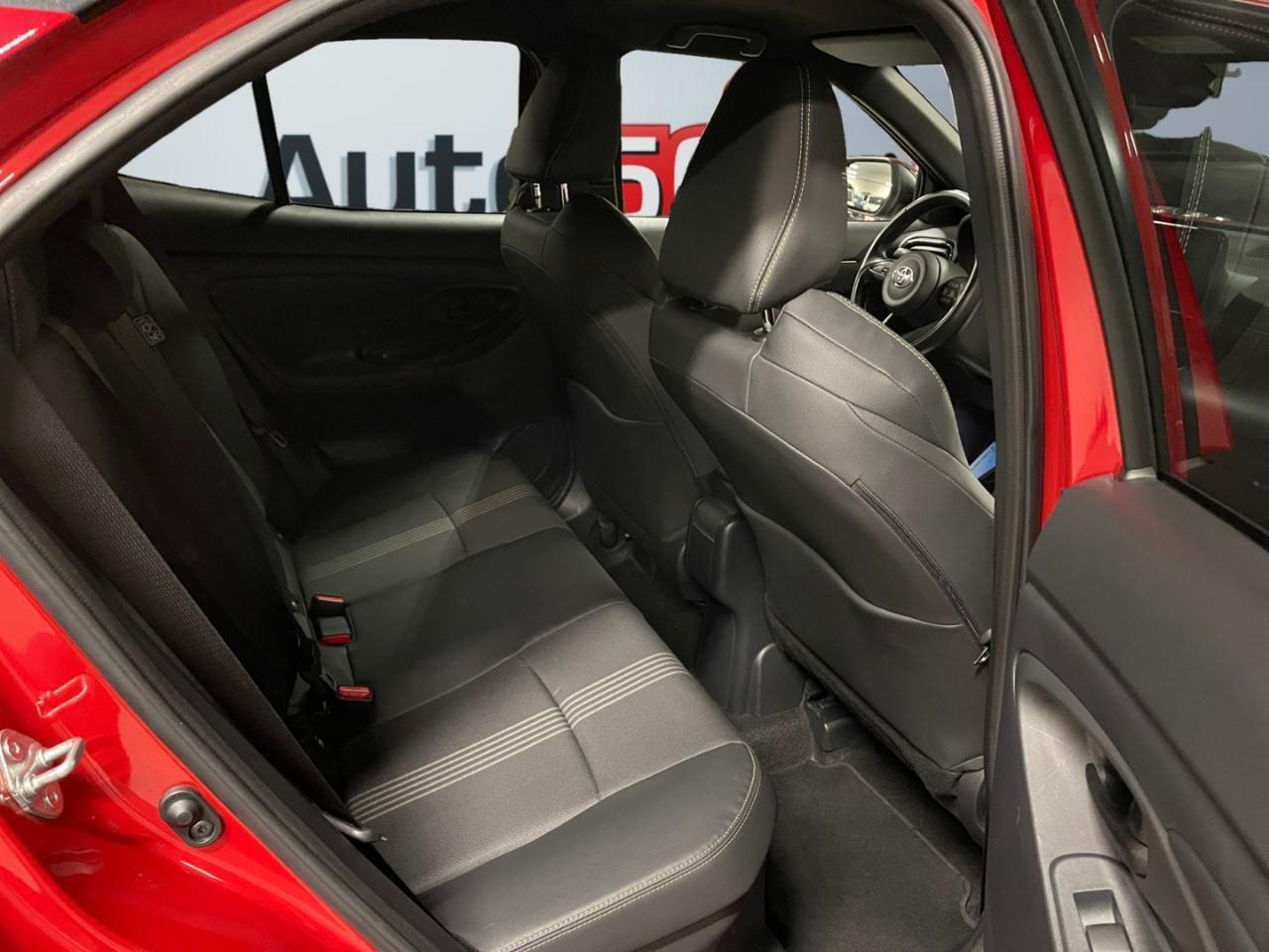 Toyota Yaris Cross 1.5 Hybrid 5p. E-CVT AWD-i Adventure