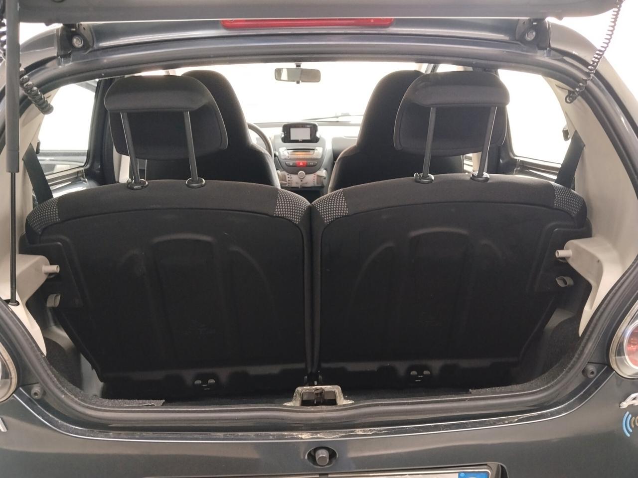 Toyota Aygo 1.0 benzina 2011 CON GARANZIA