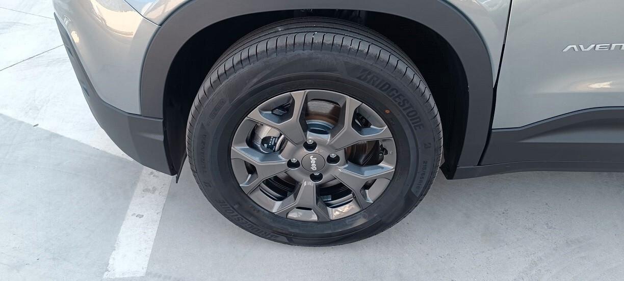 Jeep Avenger e-Hybrid Longitude 1.2 110cv DCT MHEV