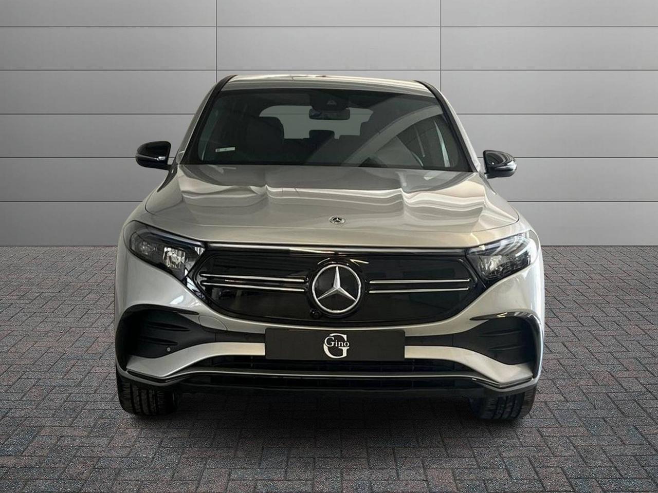 Mercedes-Benz EQB 250+