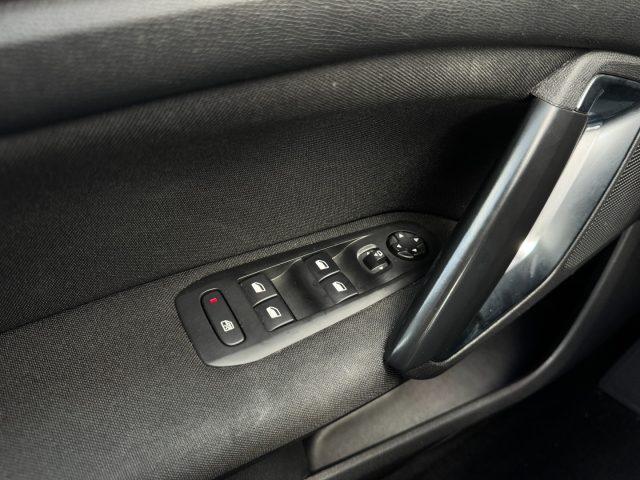 PEUGEOT 308 BlueHDi 100 S&S Business UnicoProp. IvaEsp