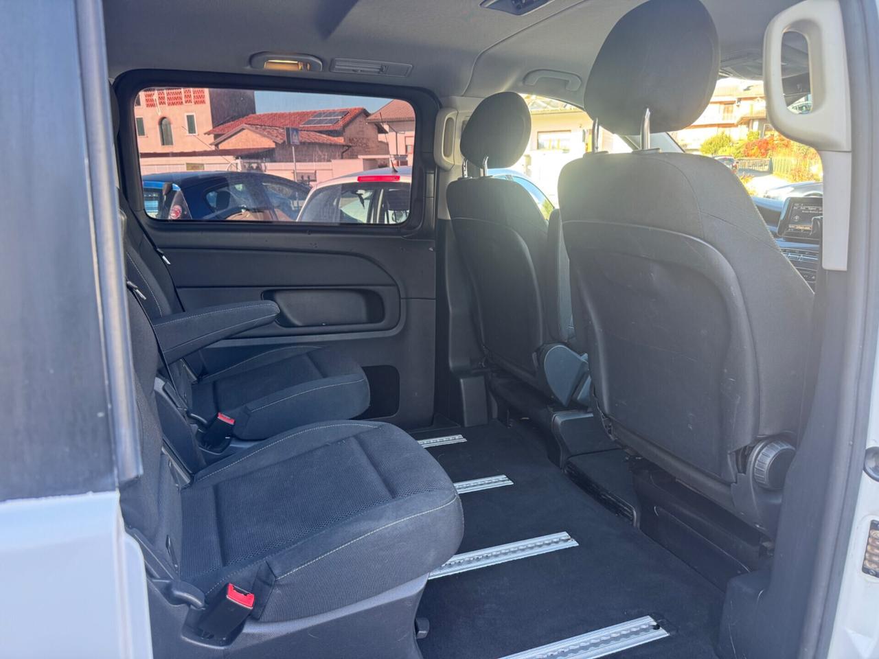 Mercedes-benz V 220 d 4Matic Executive Extralong