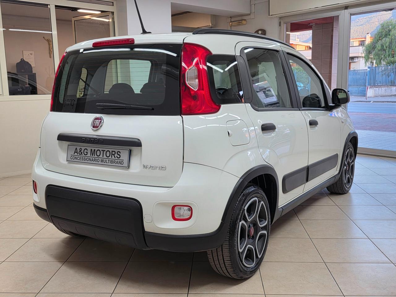 FIAT PANDA 1.0 FireFly S&S Hybrid CITY LIFE