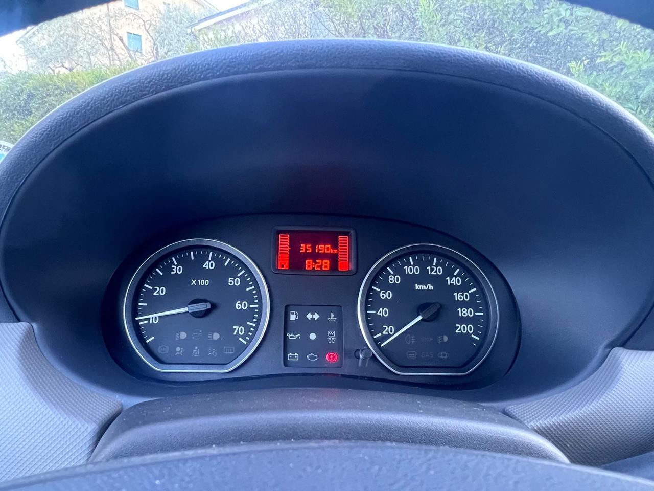 Dacia Sandero 1.2 16V SOLO 35.000 KM