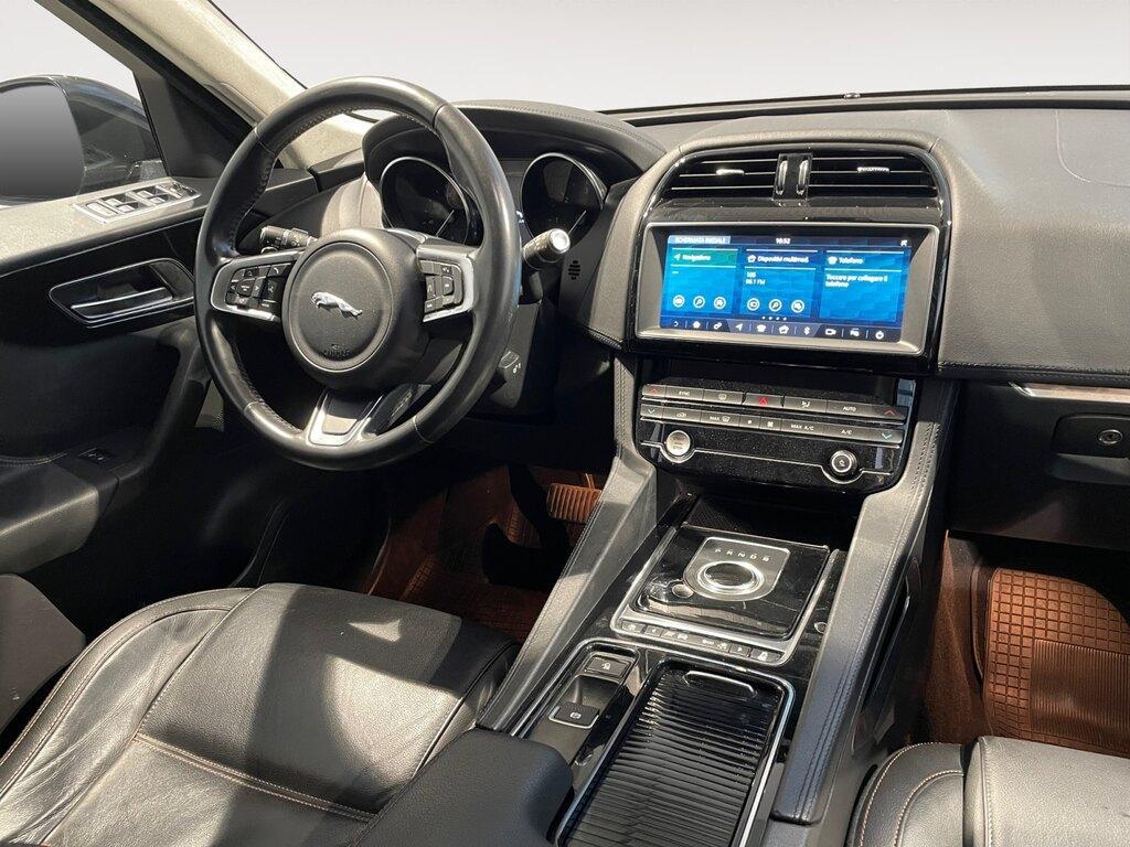 Jaguar F-Pace Prestige 180cv auto