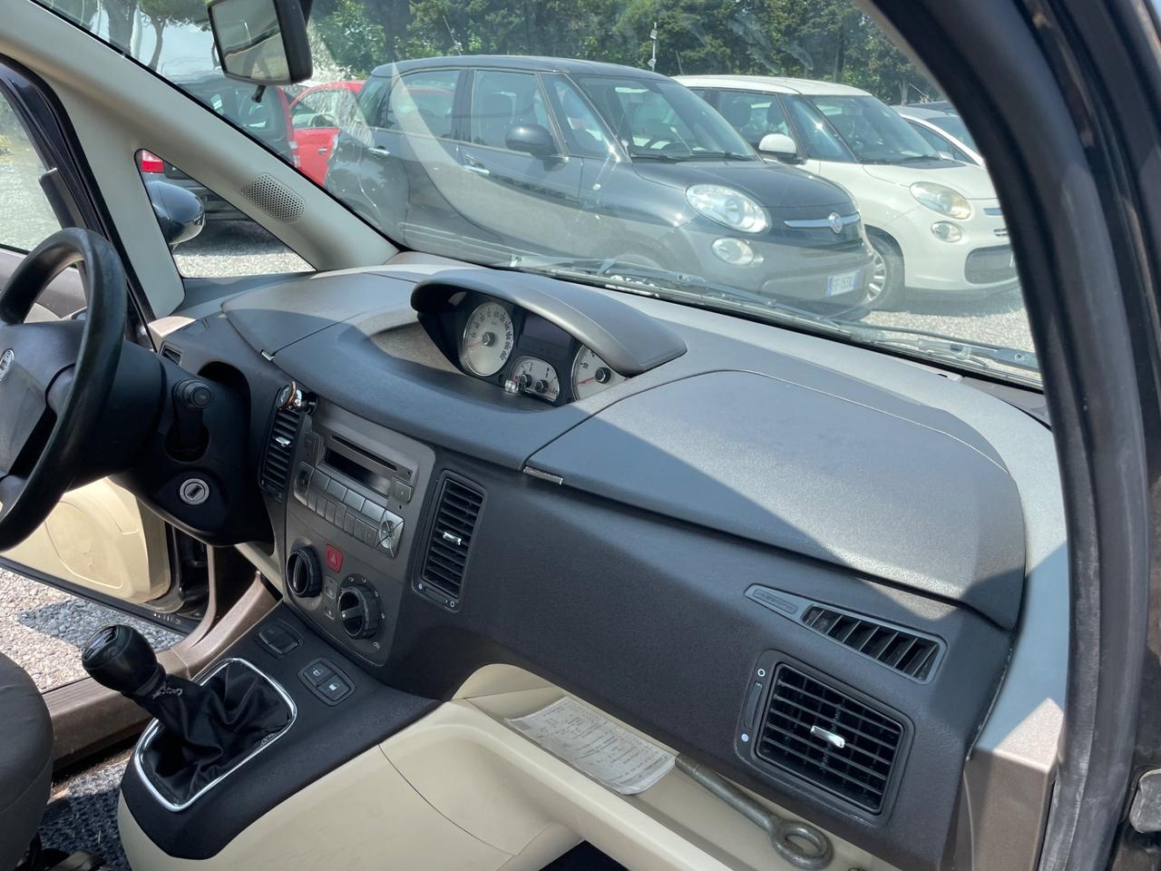 Lancia MUSA 1.3 Multijet 16V Oro