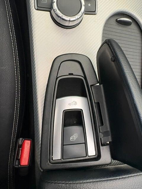 Mercedes-benz SLC 250 d AMG line