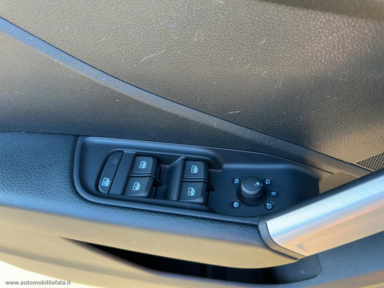 AUDI Q2 30 TDI Business IDEALE PER NEOPATENTATI