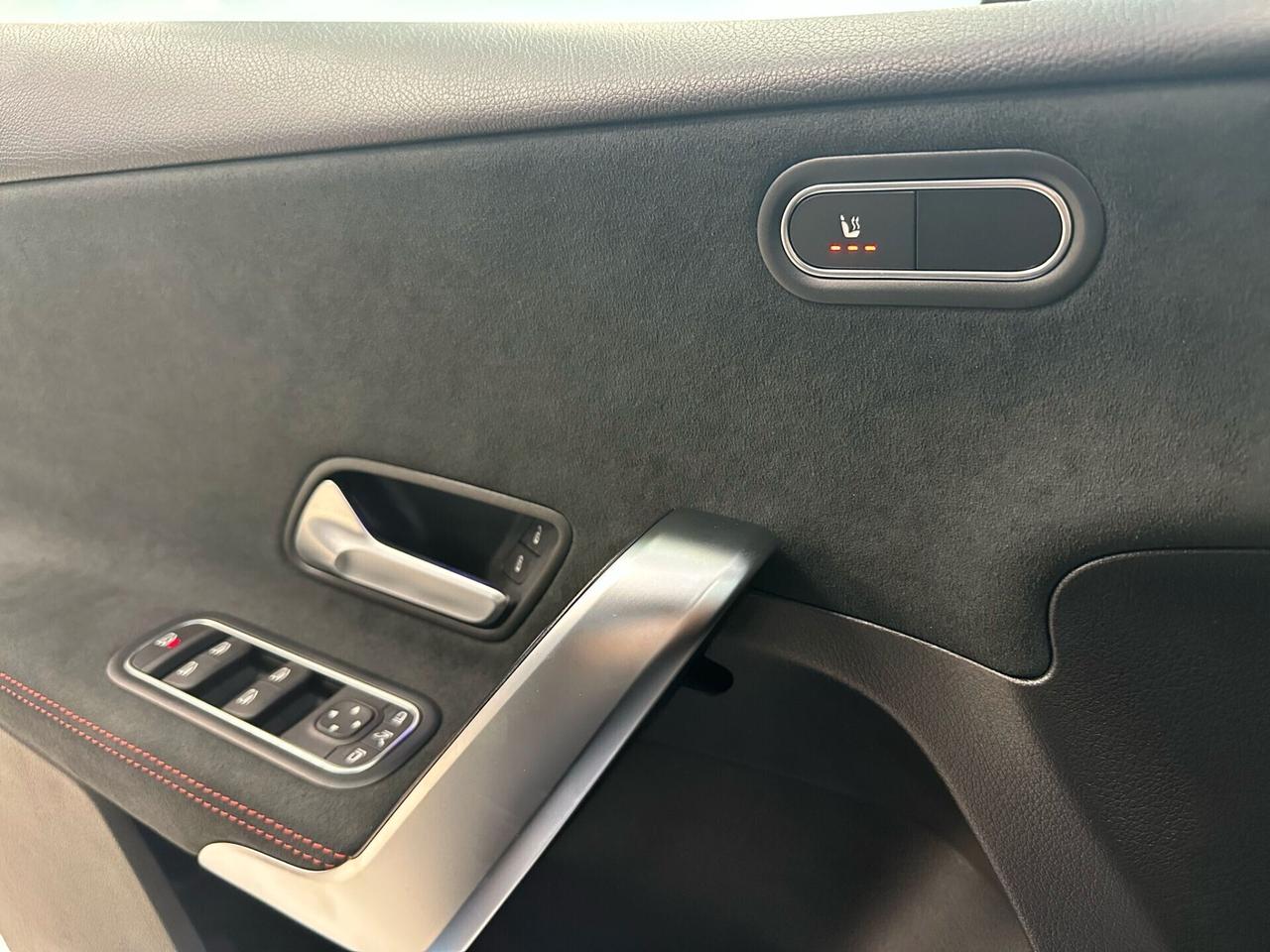 Mercedes-benz A 200 d Automatic Premium Uff. Italiana Unico Proprietario