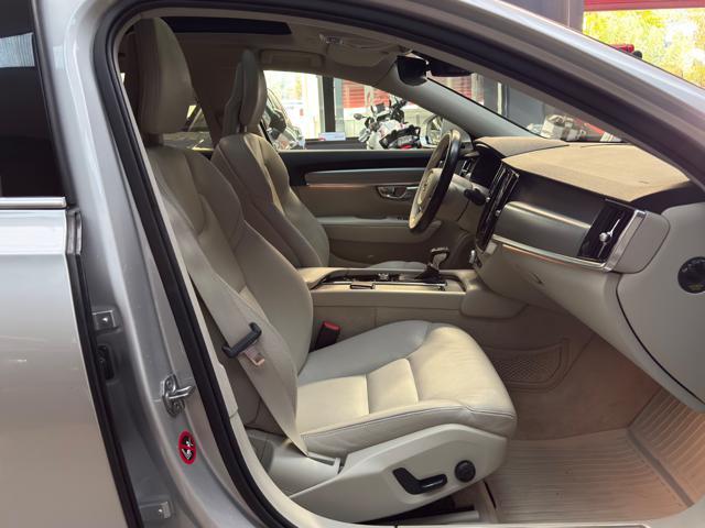 VOLVO V90 D4 Geartronic Momentum