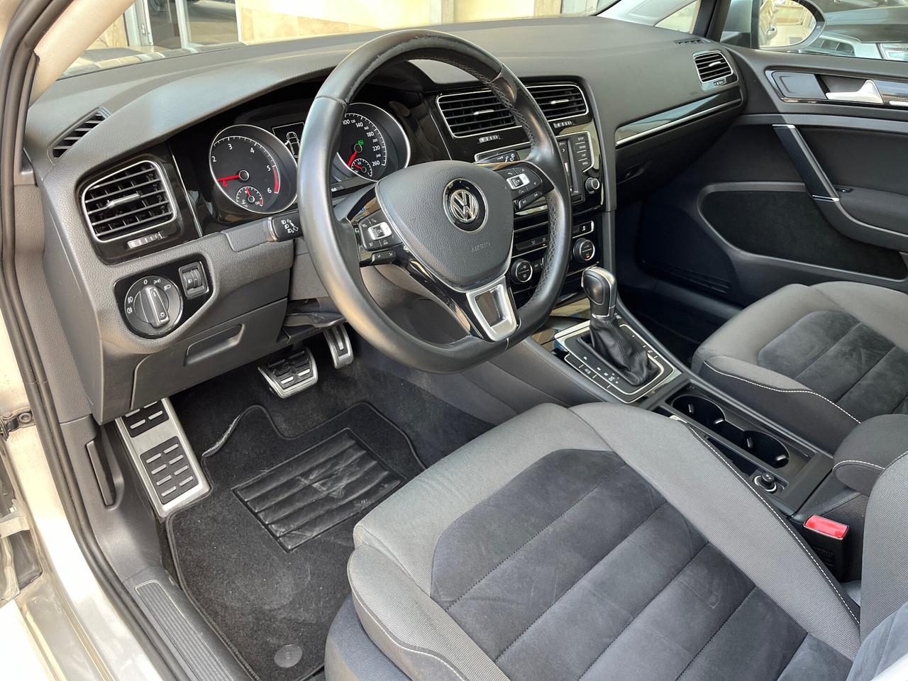 Volkswagen Golf 1.6 TDI 110 CV DSG 5p. Highline