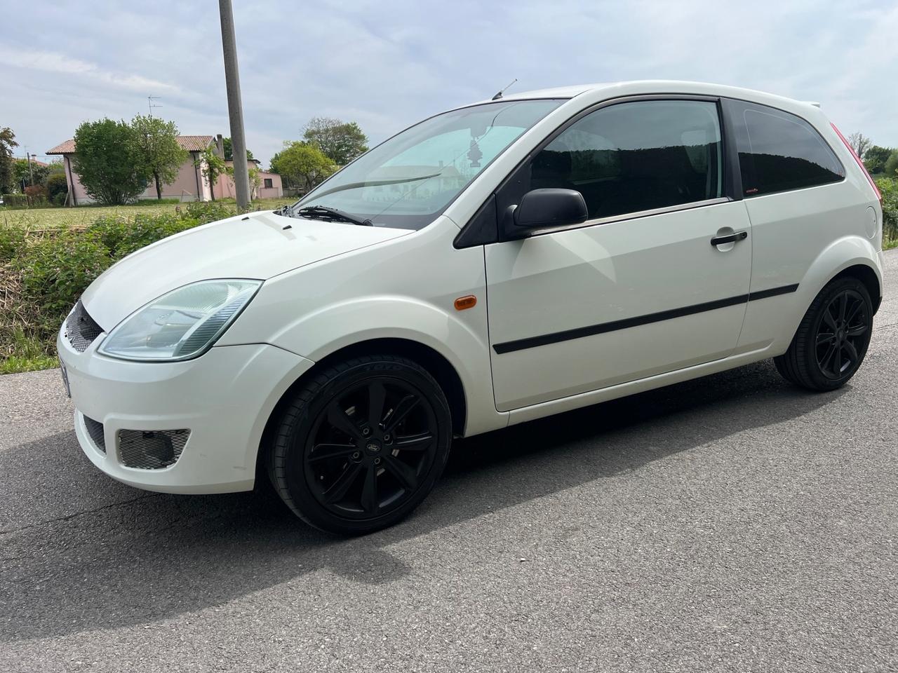 Ford Fiesta 1.2 16V 3p. Sport