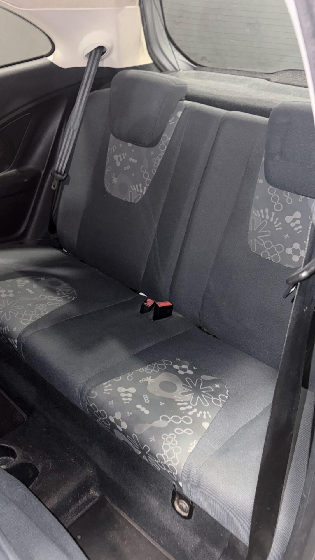 FORD KA DEL 2010 BENZINA ANCHE PER NEOPATENTATI