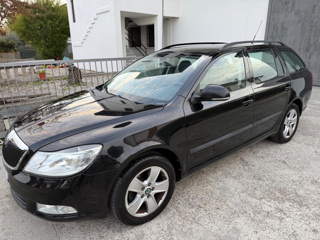 Skoda Octavia 1.6 TDI 105 CV UNICO PRP. 12/2011