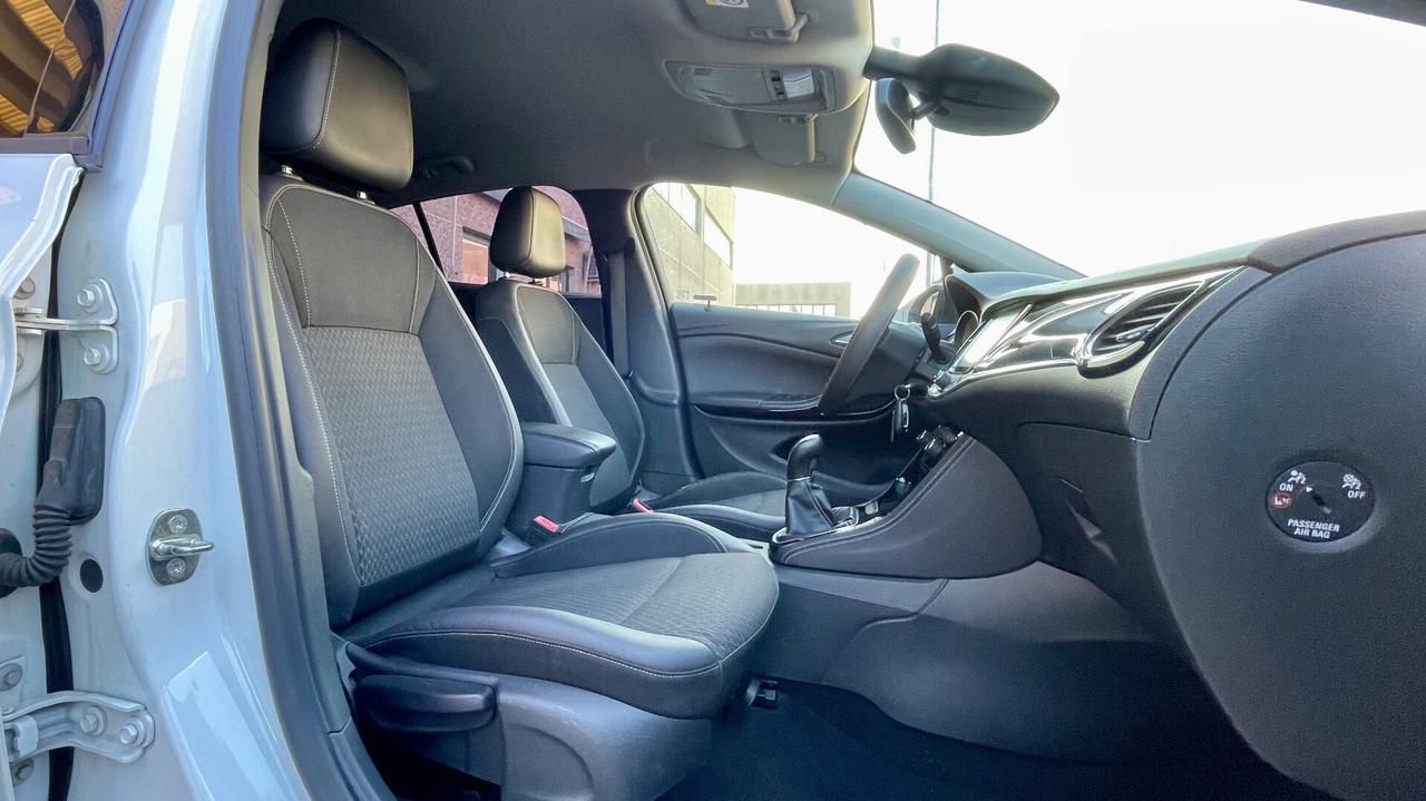 OPEL ASTRA 1.6 INNOVATION CDTI BITURBO 160CV - CRUISE CONTROL, VETRI OSCURATI