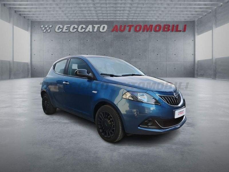 Lancia Ypsilon Ypsilon 1.0 firefly hybrid Silver s&s 70cv 5p.ti