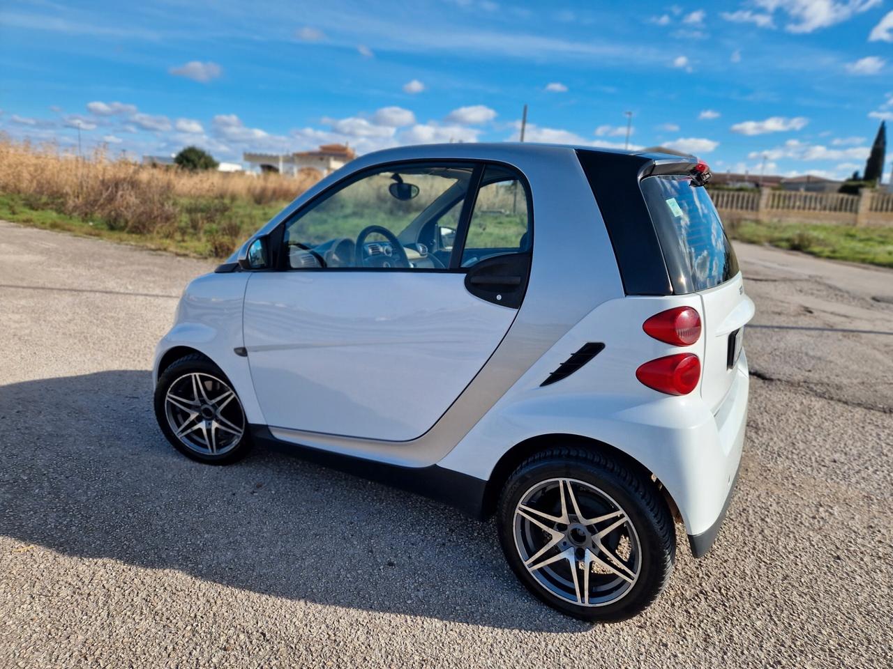 Smart ForTwo 1000 52 kW coupé passion