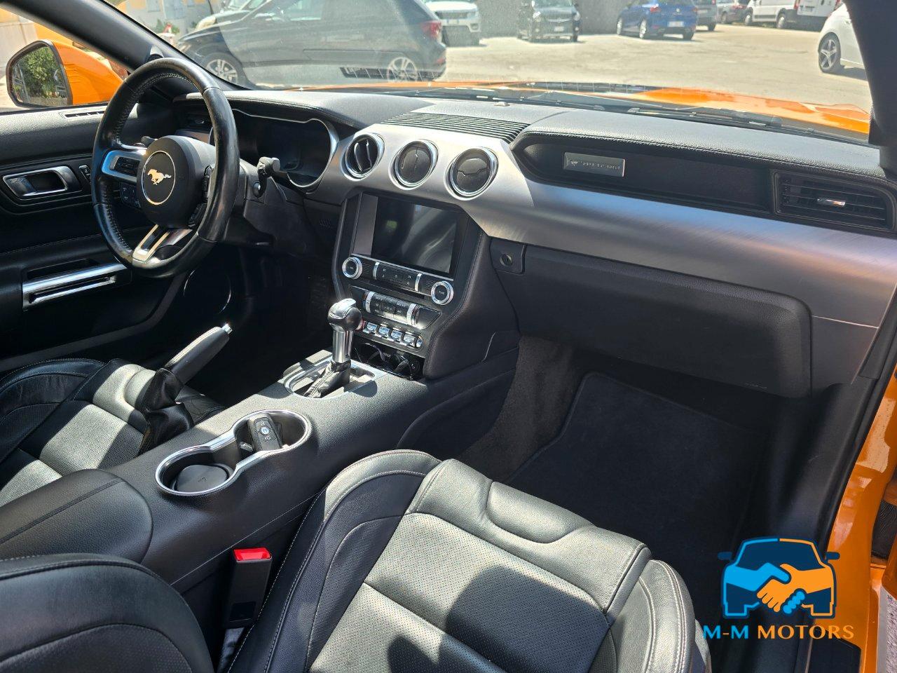 Ford Mustang Fastback 5.0 ti-vct