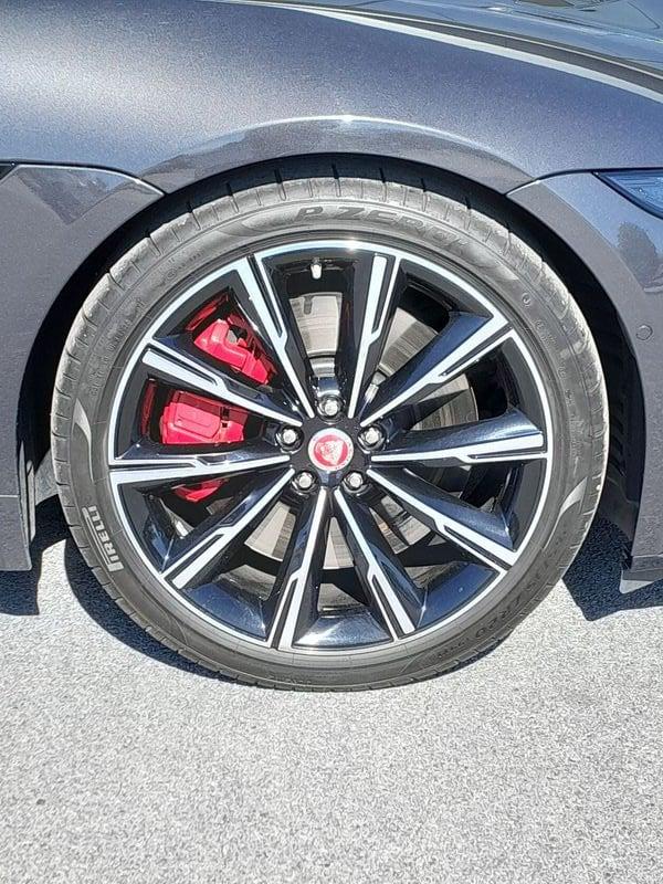 Jaguar F-Type 5.0 P575CV AWD AUTO R