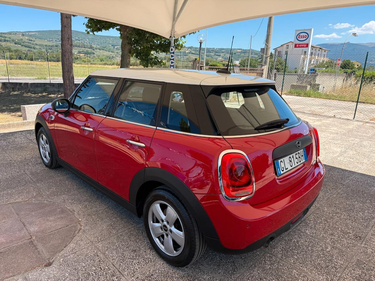 "UNA CHICCA" Mini 1.5 One D Hype