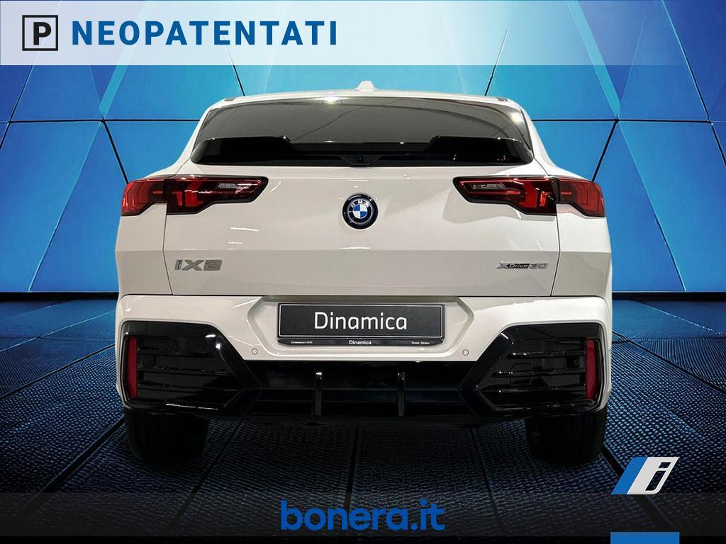 BMW iX2 30 MSport Pro xDrive
